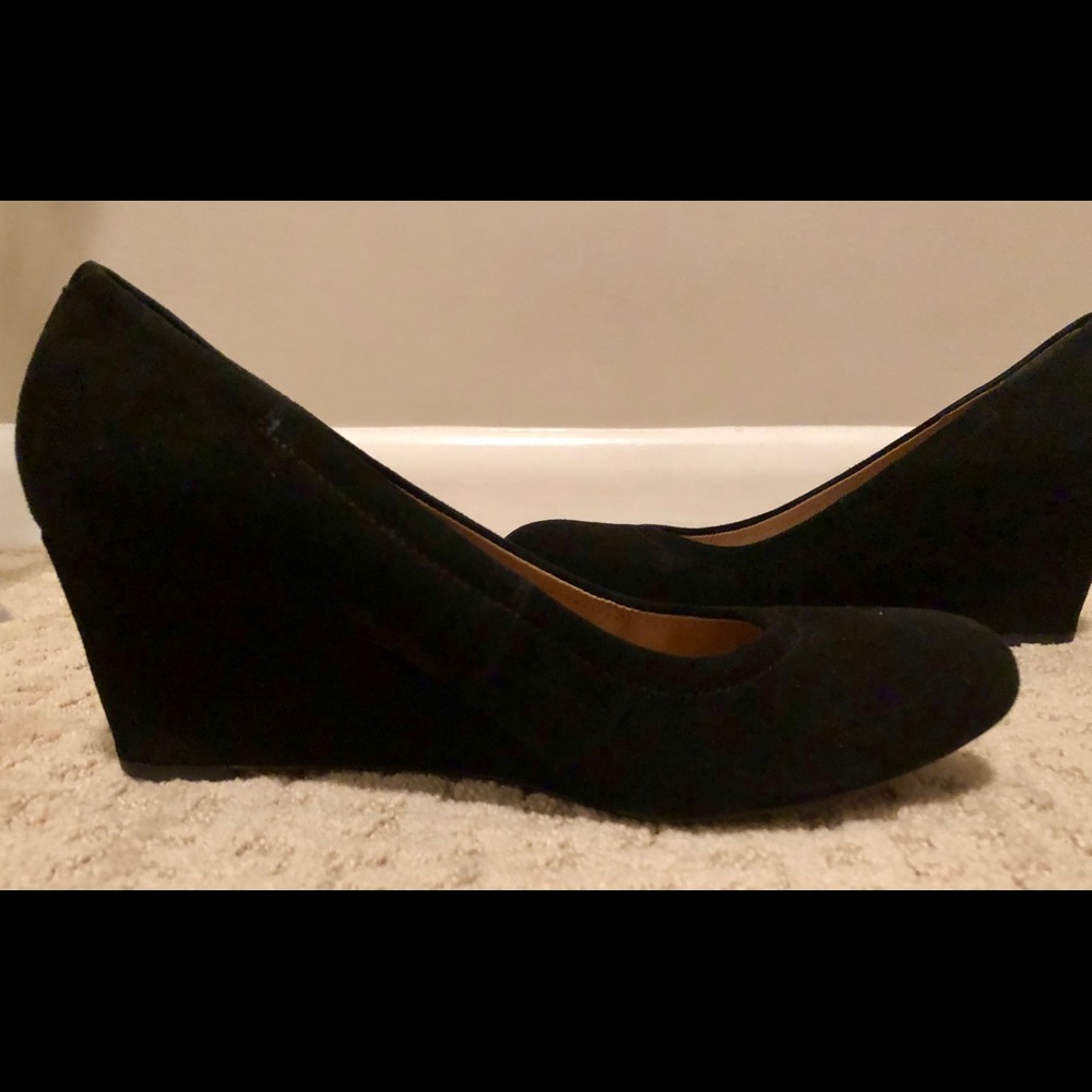 Black Vionic Camden Wedge Suede 9.5 M